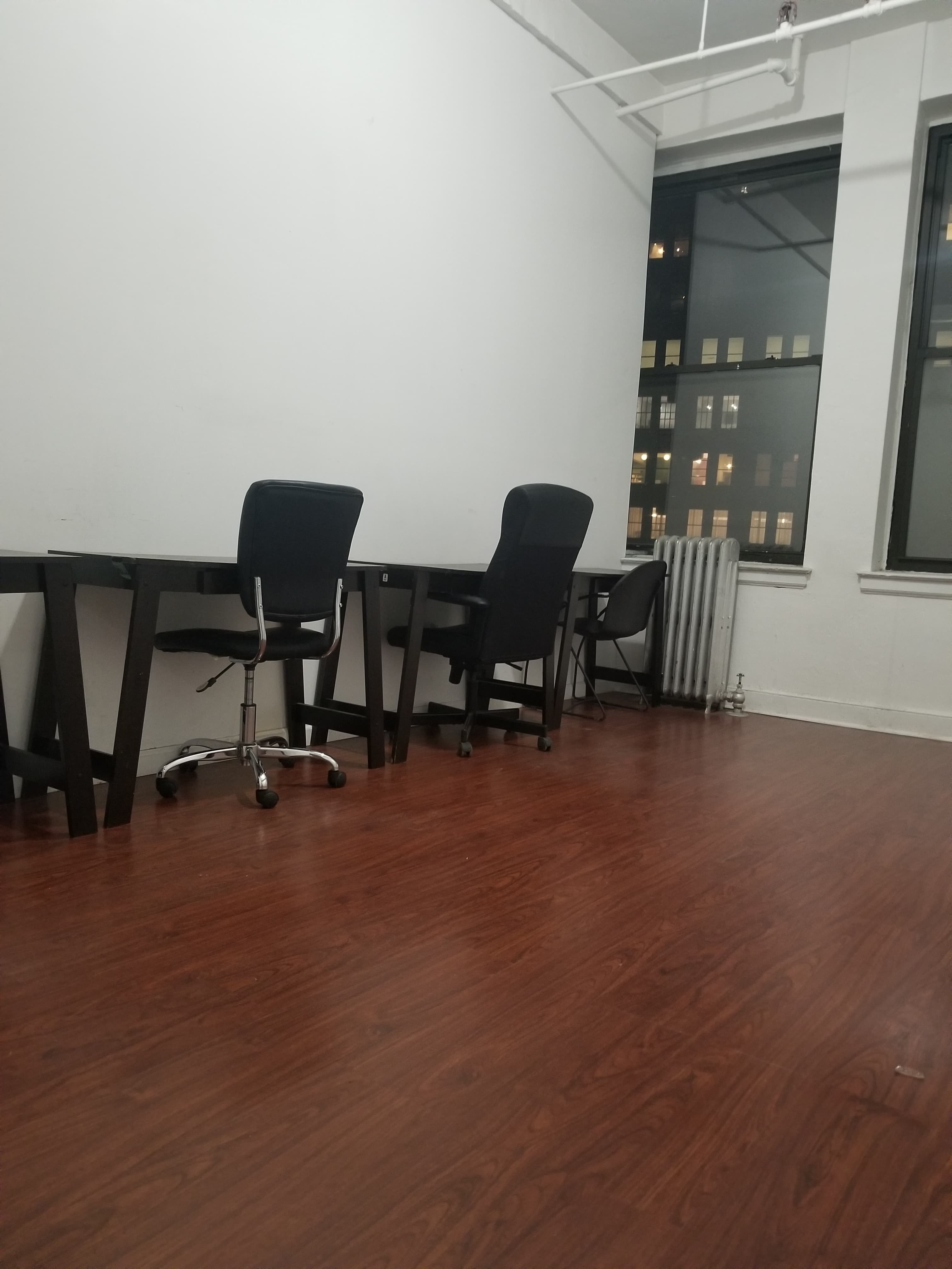 Nice Office Suites For Rent - thumbnail 2